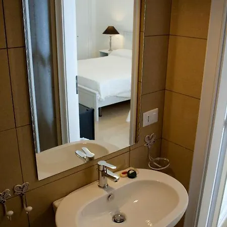 Artemide Bed & Breakfast